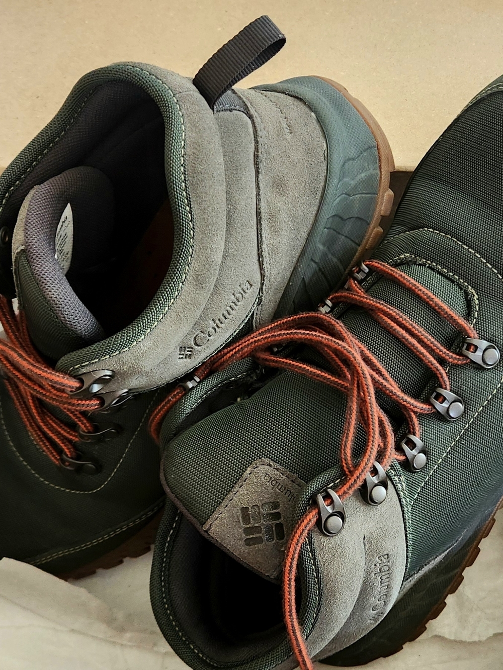 Columbia Men's Fairbanks Mid Boots